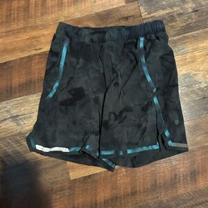 Lululemon like new shorts
